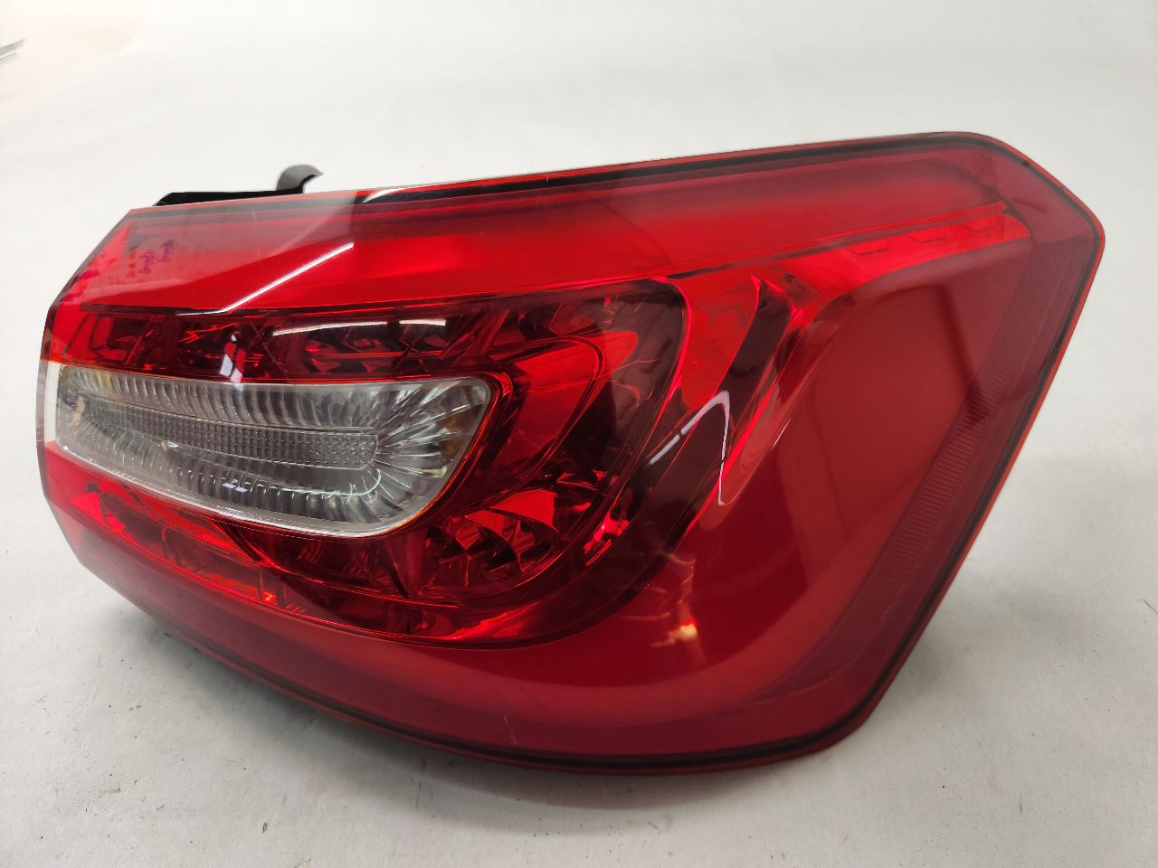 2014 KIA CADENZA Right TAIL LAMP - 488456 — photo 1
