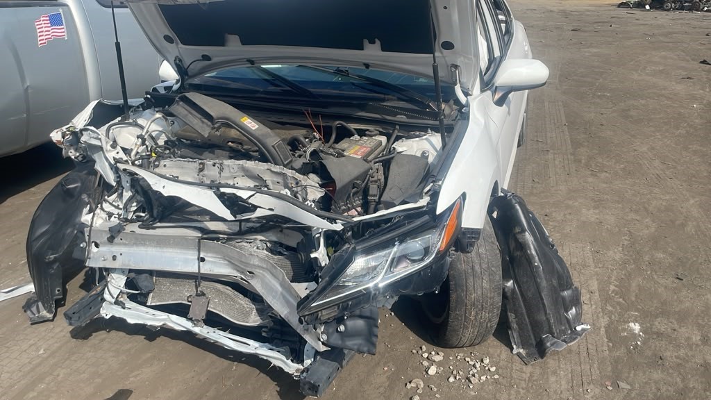 2020 TOYOTA CAMRY Decklid  Tailgate - 488469 — photo 7