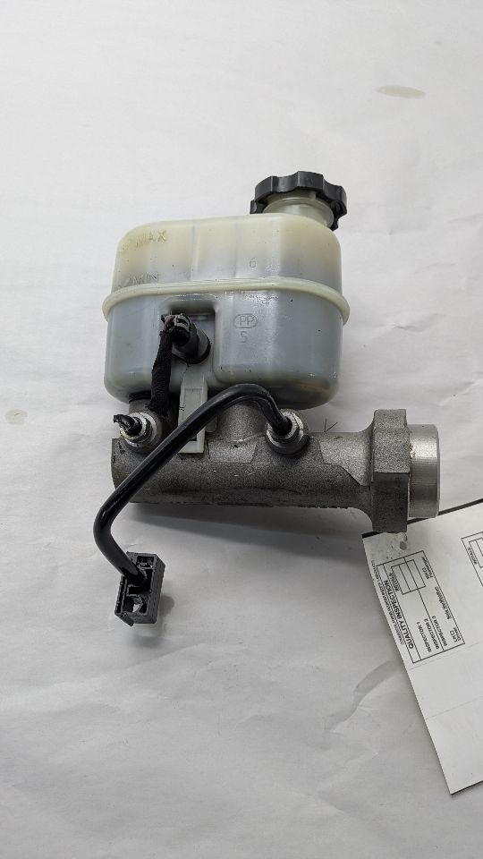 2011 CHEVROLET SILVERADO 1500 PICKUP BRAKE MASTER CYL - 488499 — photo 1