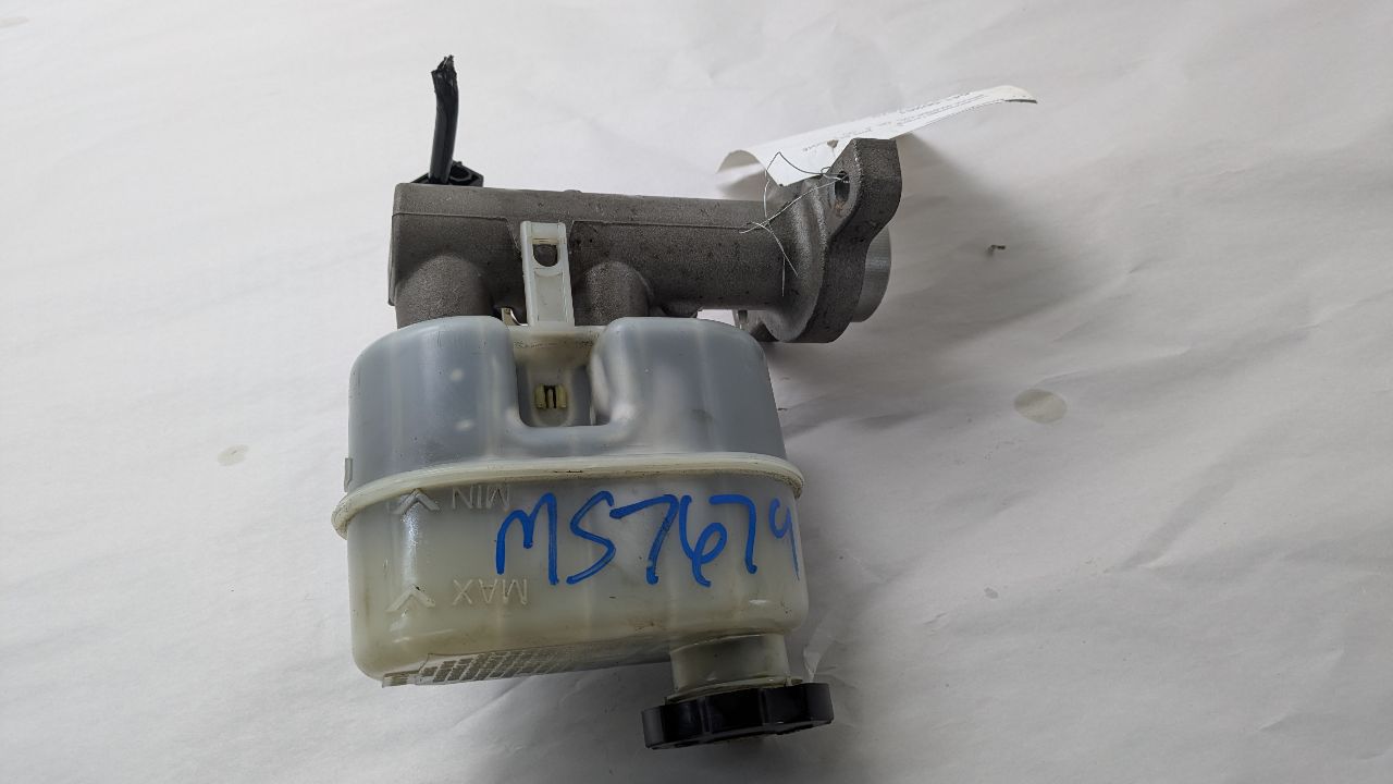 2011 CHEVROLET SILVERADO 1500 PICKUP BRAKE MASTER CYL - 488499 — photo 3