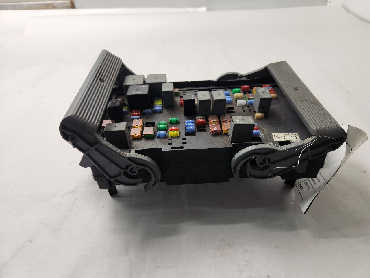 2011 CHEVROLET SILVERADO 1500 PICKUP Fuse Box, Engine - 488503 — photo 2