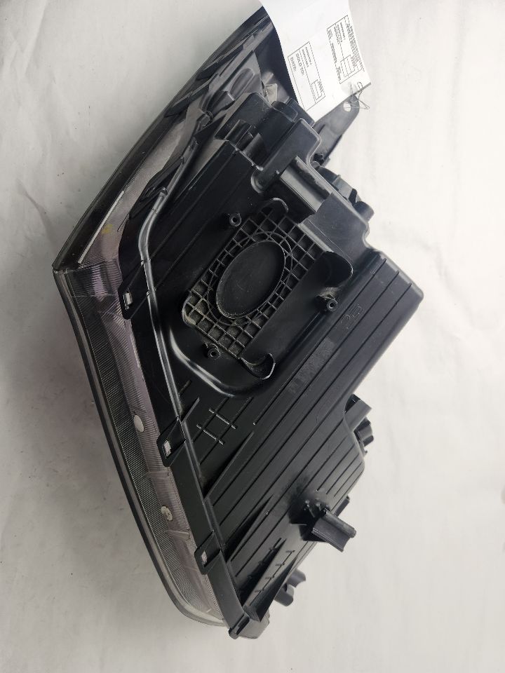 2016 HYUNDAI SANTA FE Left HEADLAMP ASSEMBLY - 488515 — photo 5