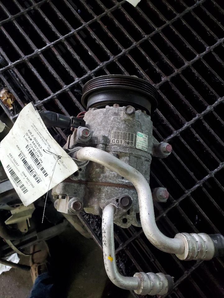 2009 HYUNDAI ACCENT AC COMPRESSOR - 488566 — photo 1