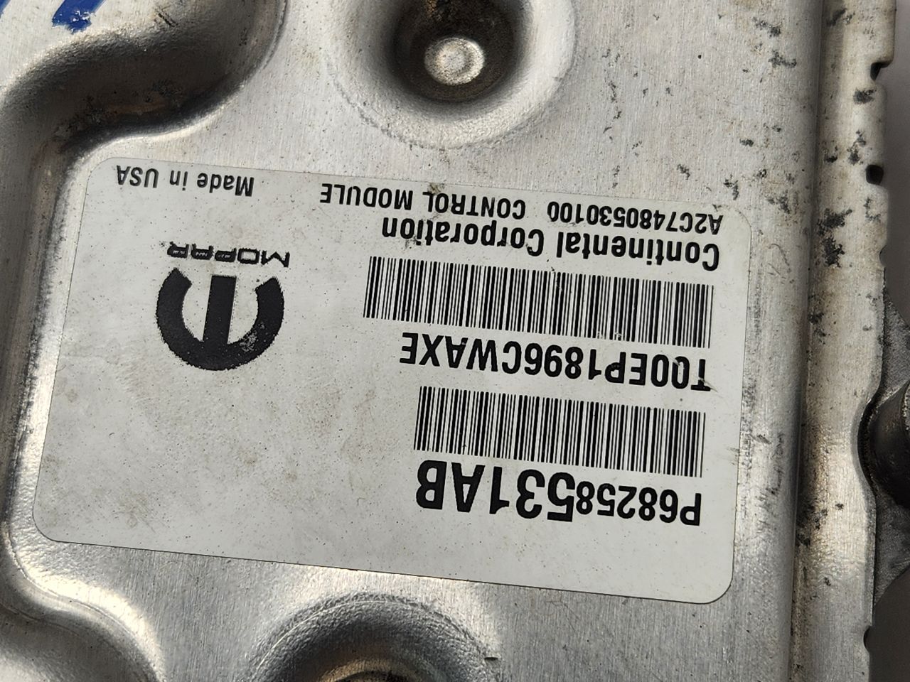 2017 JEEP CHEROKEE Eng/Motor Cont Mod - 488573 — photo 4