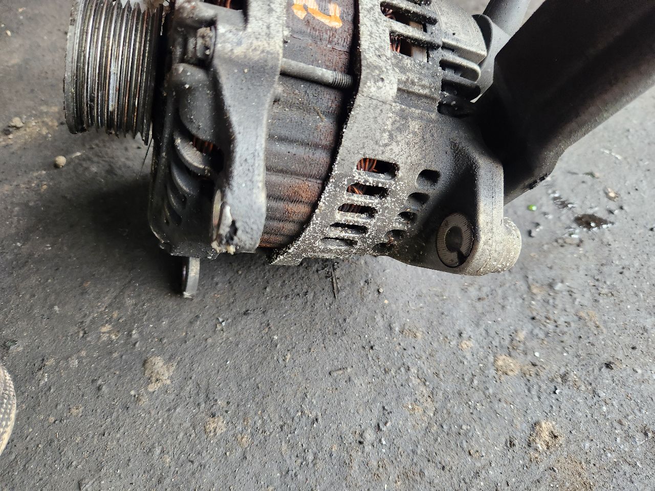 2014 INFINITI QX70 ALTERNATOR - 488673 — photo 2