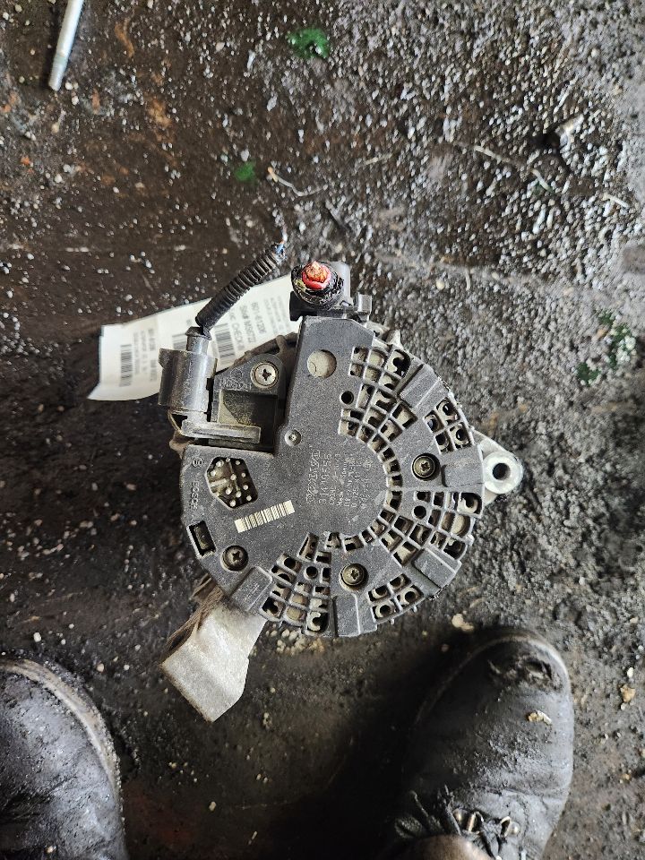 2012 VOLVO 60 SERIES ALTERNATOR - 488690 — photo 3