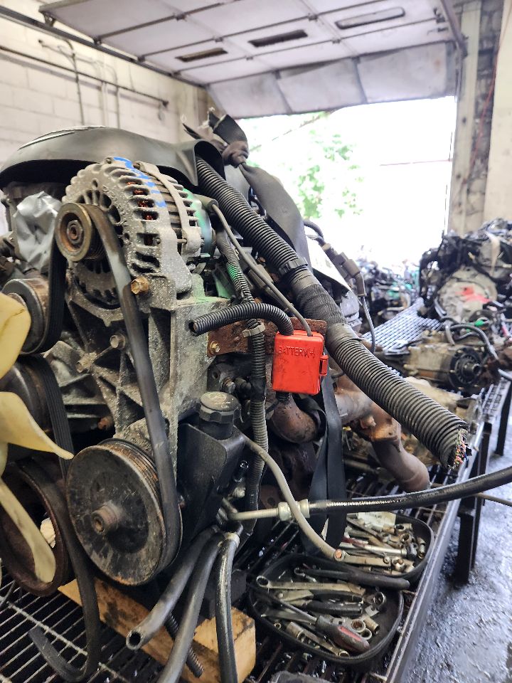 2004 CHEVROLET SILVERADO 2500 PICKUP ENGINE ASSEMBLY - 488751 — photo 4
