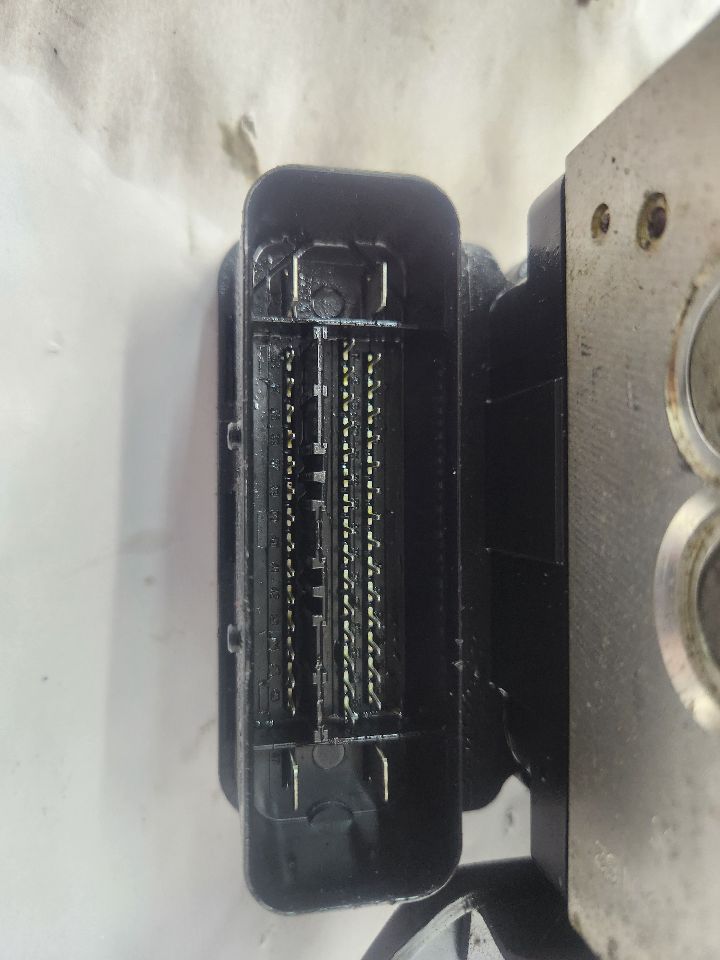 2011 FORD EDGE Anti-lock Brake Pts - 488814 — photo 2