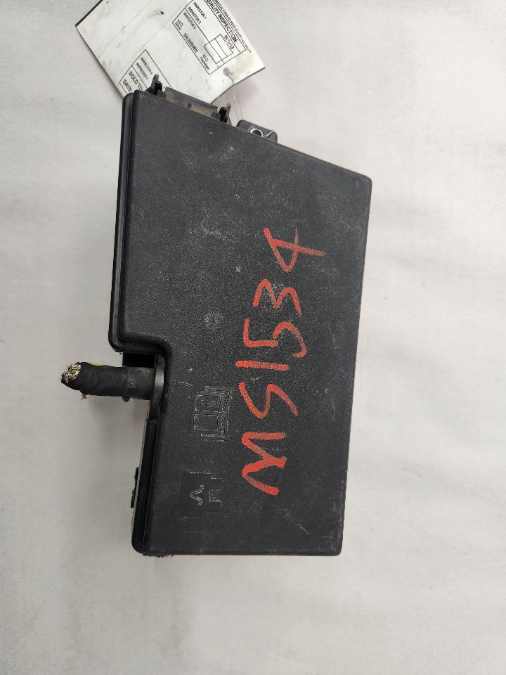 2013 FORD FOCUS Fuse Box, Engine - 488873 — photo 1