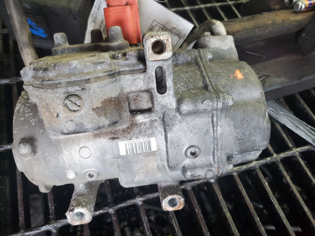 2014 LEXUS ES300H 4cyl Electric 2.5 AC COMPRESSOR - 488952 — photo 4
