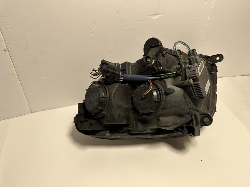 2006 INFINITI G35 Left HEADLAMP ASSEMBLY - 489 — photo 6