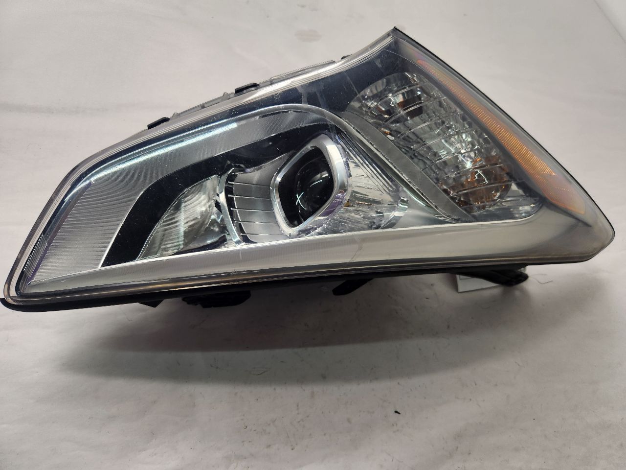 2016 HYUNDAI SANTA FE Right HEADLAMP ASSEMBLY - 489059 — photo 8
