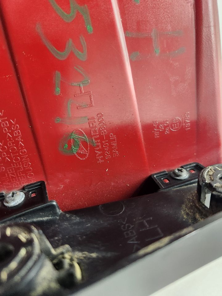 2016 HYUNDAI SANTA FE Left TAIL LAMP - 489061 — photo 4