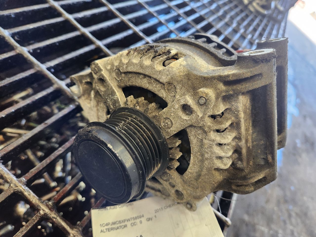 2015 JEEP CHEROKEE ALTERNATOR - 489065 — photo 2