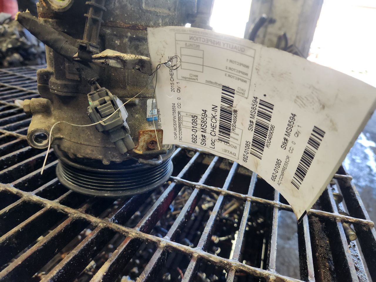 2015 JEEP CHEROKEE AC COMPRESSOR - 489066 — photo 7