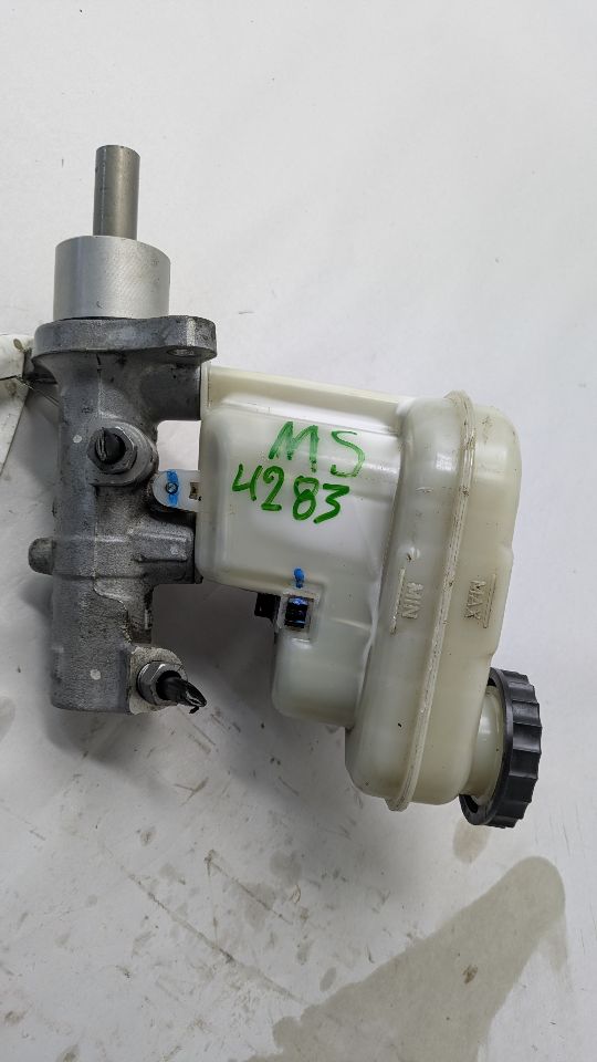 2015 FORD EXPLORER BRAKE MASTER CYL - 489085 — photo 1