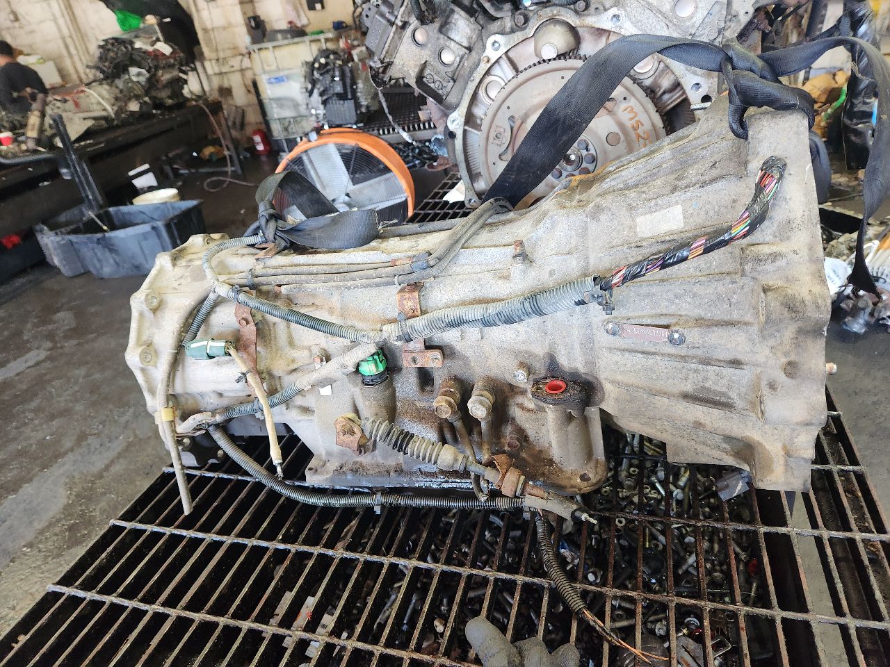 2004 NISSAN TITAN Transmiss,Transaxle - 489106 — photo 3