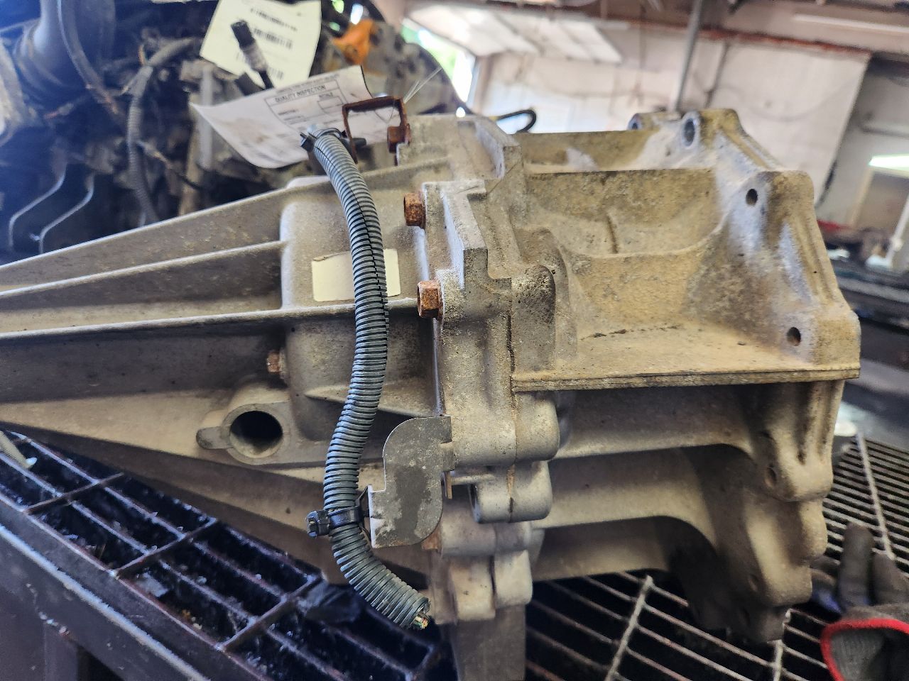 2004 NISSAN TITAN TRANSFER CASE ASSY - 489107 — photo 3