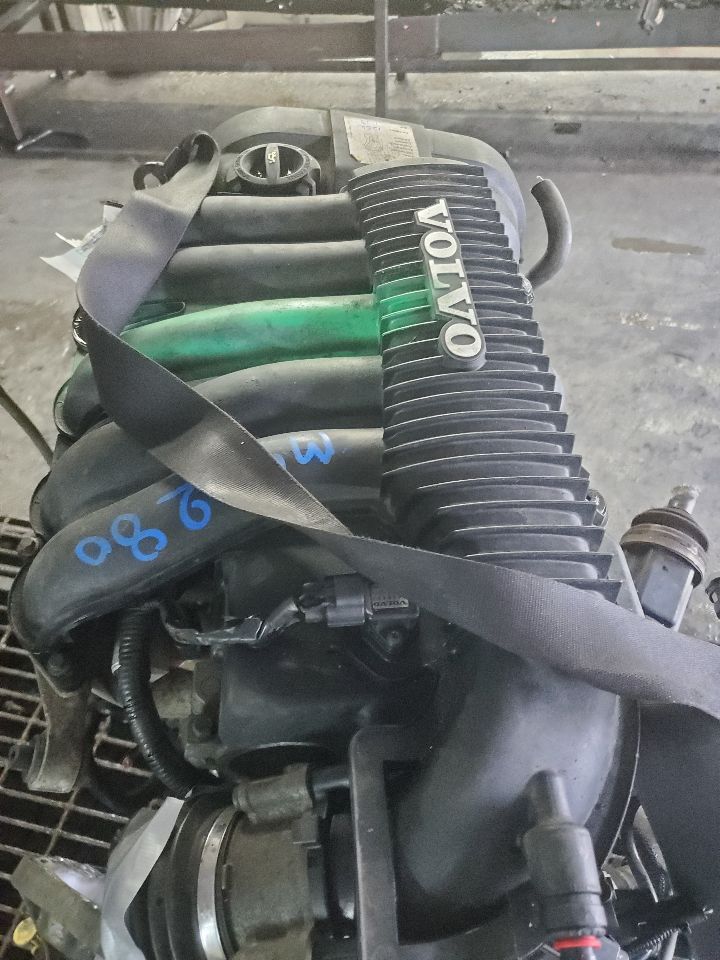 2009 VOLVO 40 SERIES ENGINE ASSEMBLY - 489204