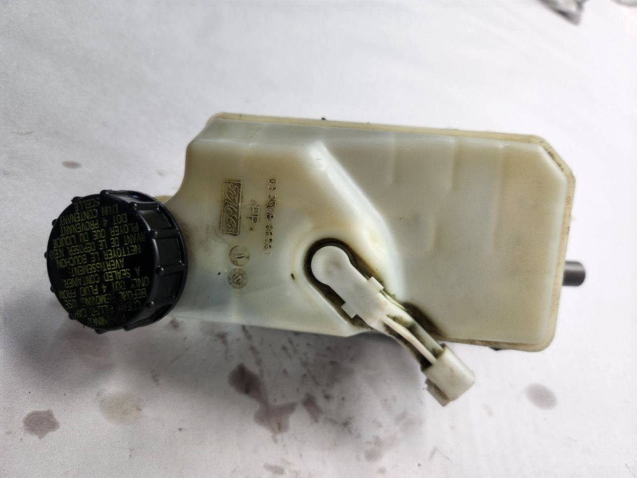 2009 VOLVO 40 SERIES BRAKE MASTER CYL - 489207 — photo 2