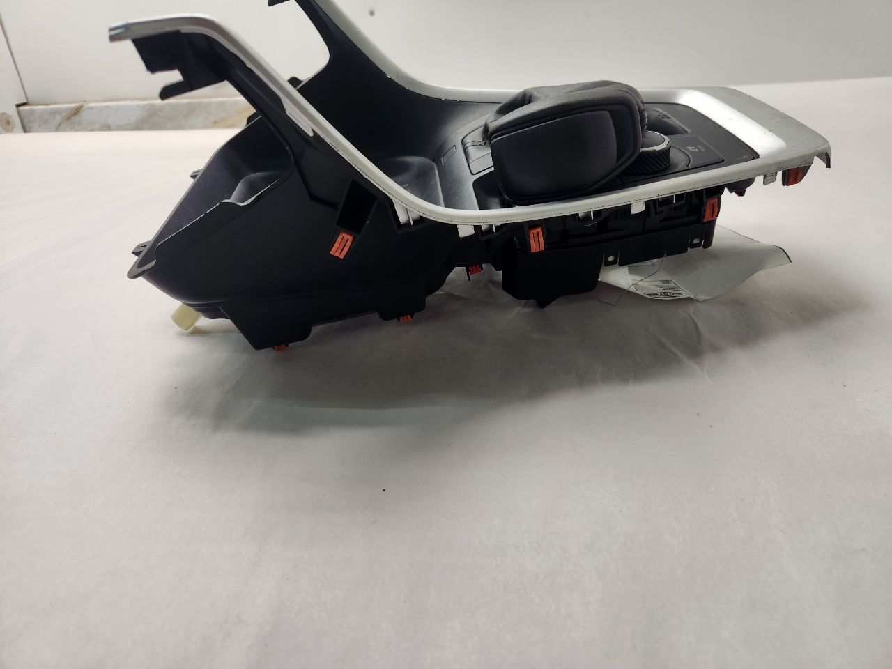 2021 TOYOTA RAV4 Console, Front - 489242 — photo 3