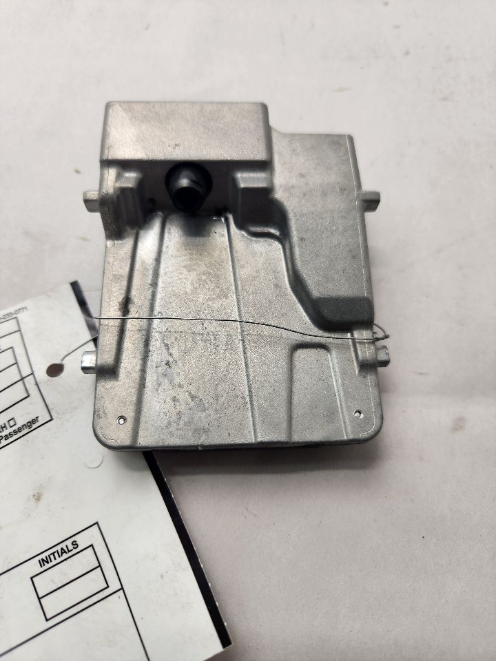 2021 TOYOTA RAV4 Camera Projector - 489244 — photo 1