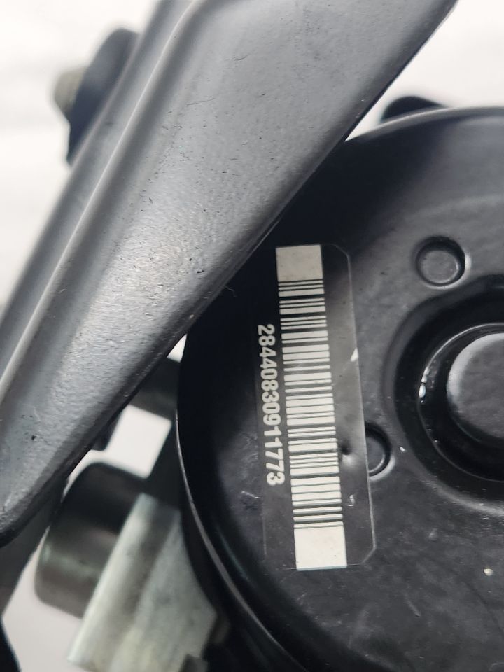 2017 CHEVROLET EQUINOX Anti-lock Brake Pts - 489258 — photo 2