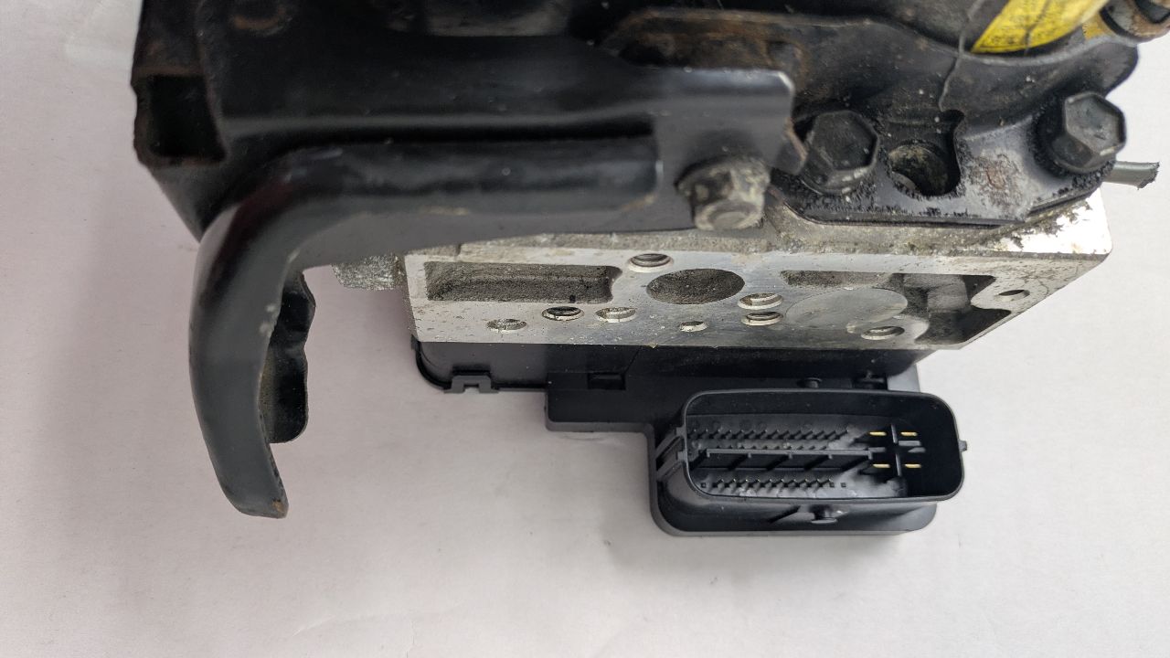 2008 TOYOTA CAMRY Anti-lock Brake Pts - 489261 — photo 4