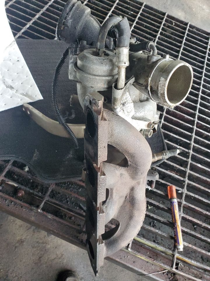 2015 VOLKSWAGEN CC EXHAUST MANIFOLD - 489784 — photo 4