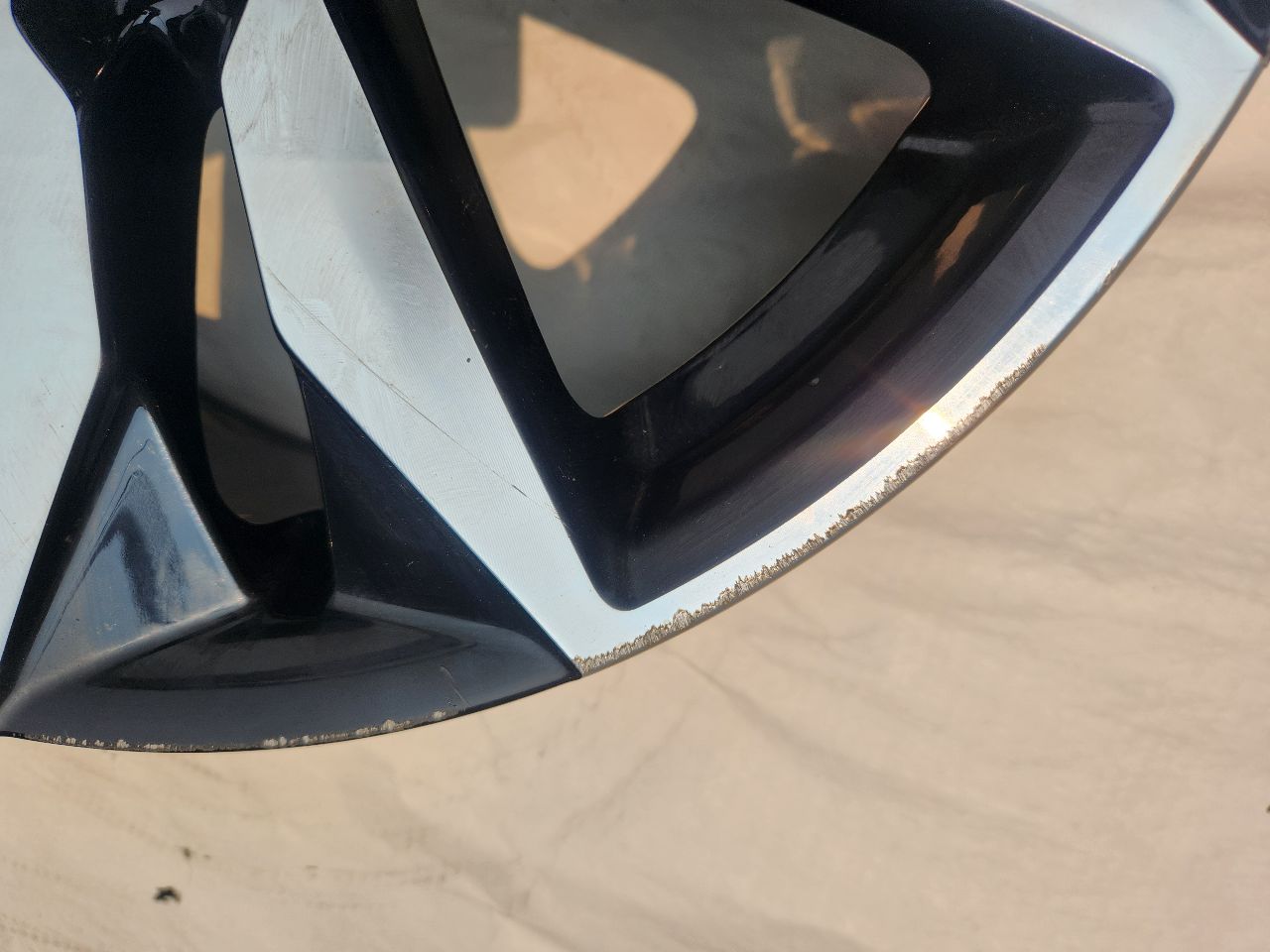 2022 CHEVROLET MALIBU WHEEL - 489930 — photo 4