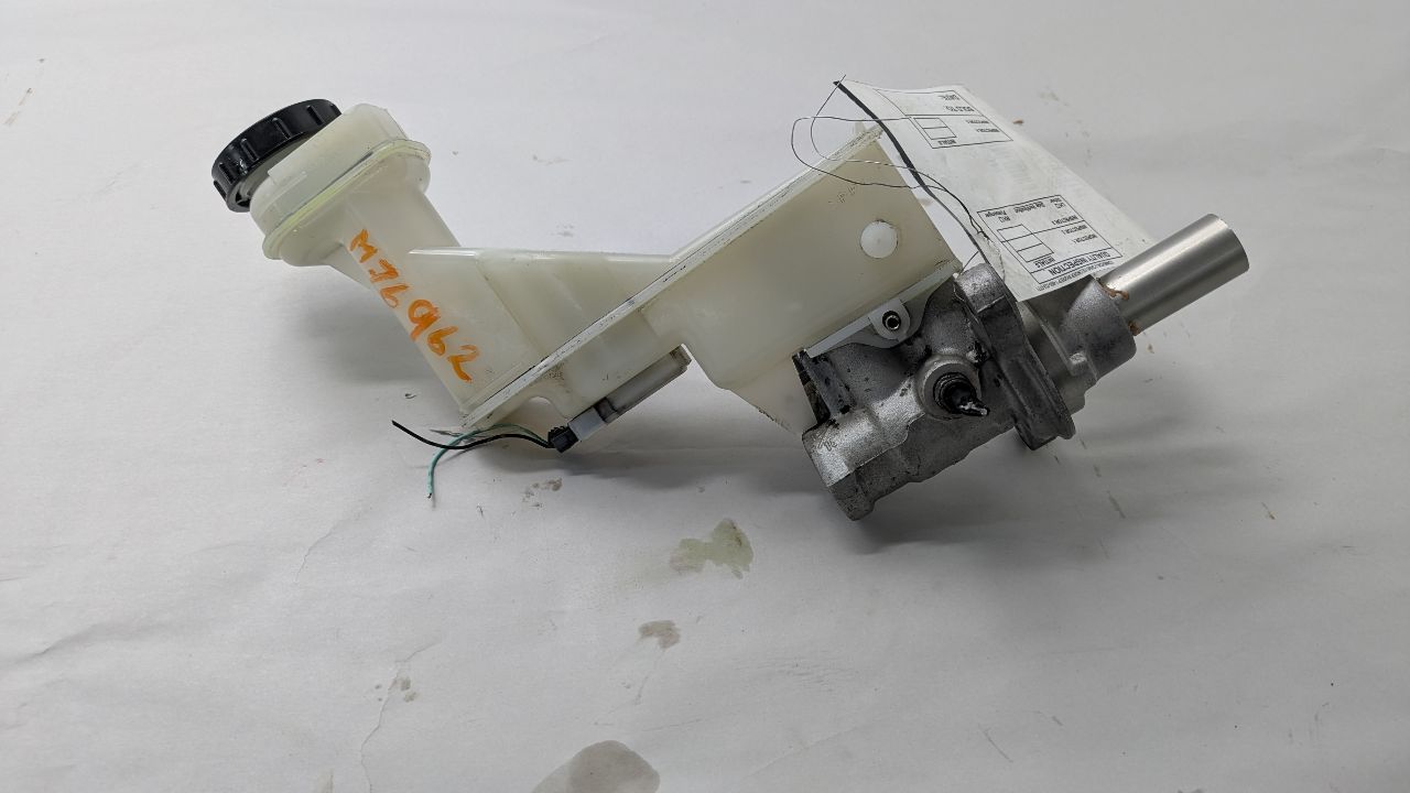 2014 NISSAN ROGUE BRAKE MASTER CYL - 489990