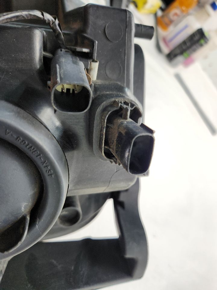 2012 FORD EXPLORER Left HEADLAMP ASSEMBLY - 490057 — photo 5