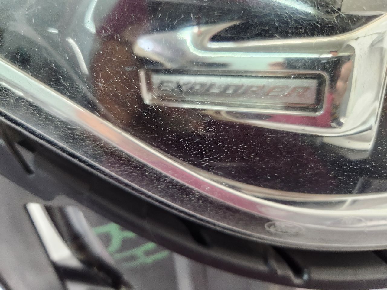 2012 FORD EXPLORER Right HEADLAMP ASSEMBLY - 490058 — photo 2