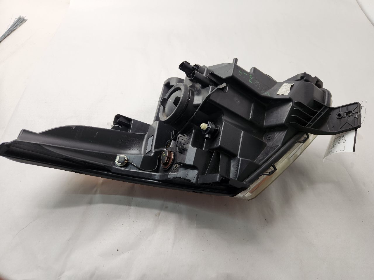 2012 FORD EXPLORER Right HEADLAMP ASSEMBLY - 490058 — photo 6