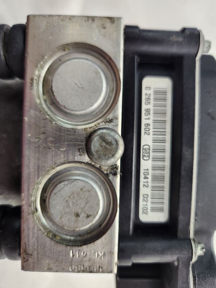 2011 FORD FLEX Anti-lock Brake Pts - 490242 — photo 7