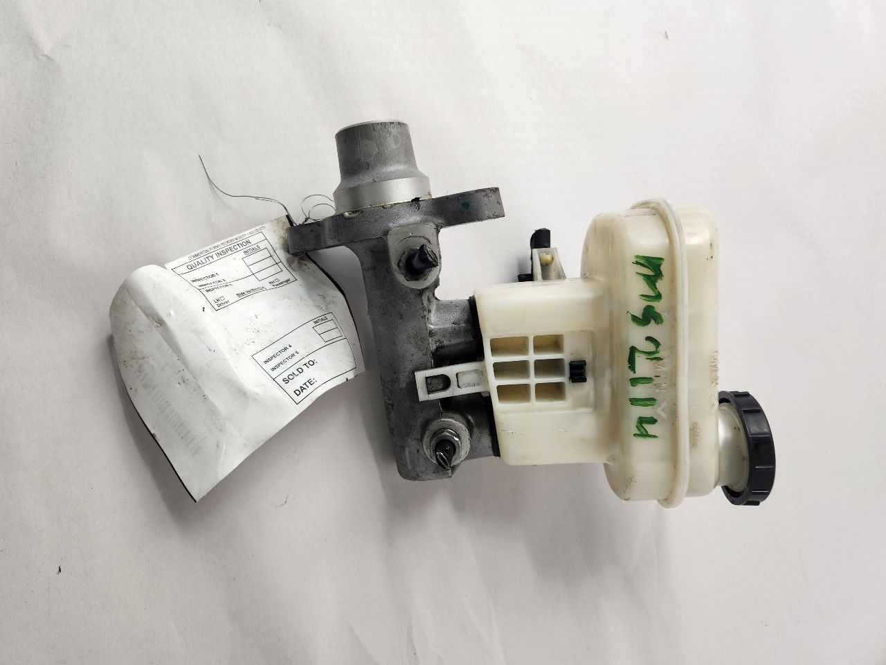2011 FORD FLEX BRAKE MASTER CYL - 490243