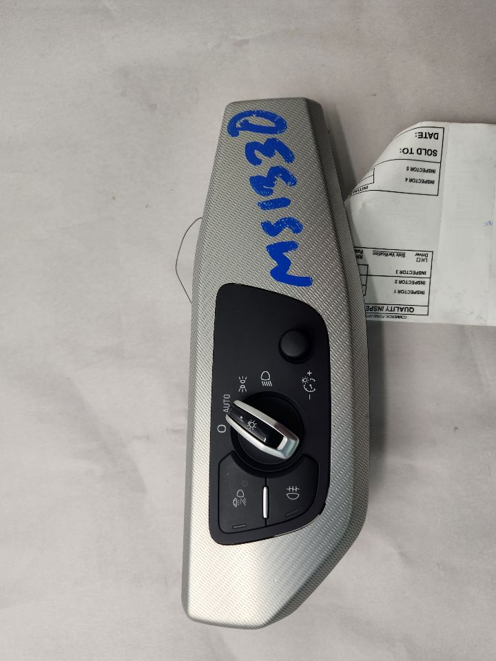 2017 AUDI A4 Dsh/Int/Seat Switch - 490609 — photo 1