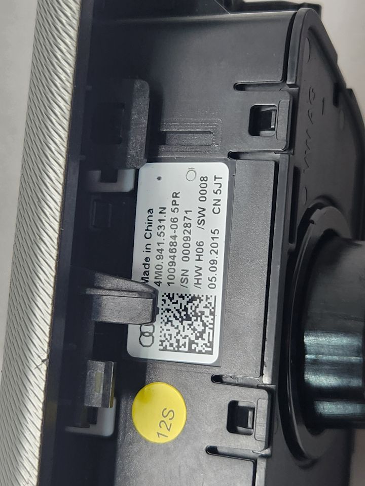 2017 AUDI A4 Dsh/Int/Seat Switch - 490609 — photo 3