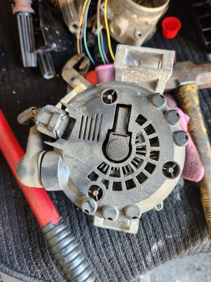 2011 FORD F250SD PICKUP ALTERNATOR - 490703 — photo 3