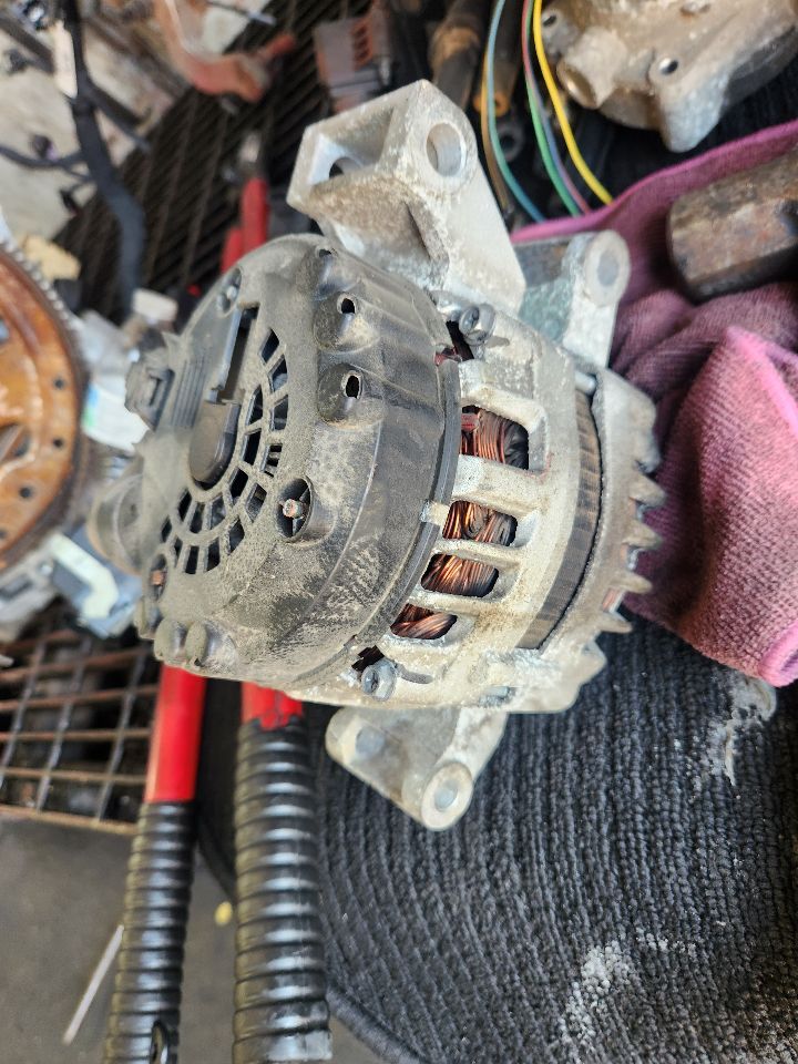 2011 FORD F250SD PICKUP ALTERNATOR - 490703 — photo 4
