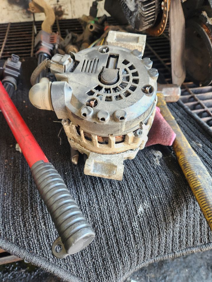 2011 FORD F250SD PICKUP ALTERNATOR - 490703 — photo 5