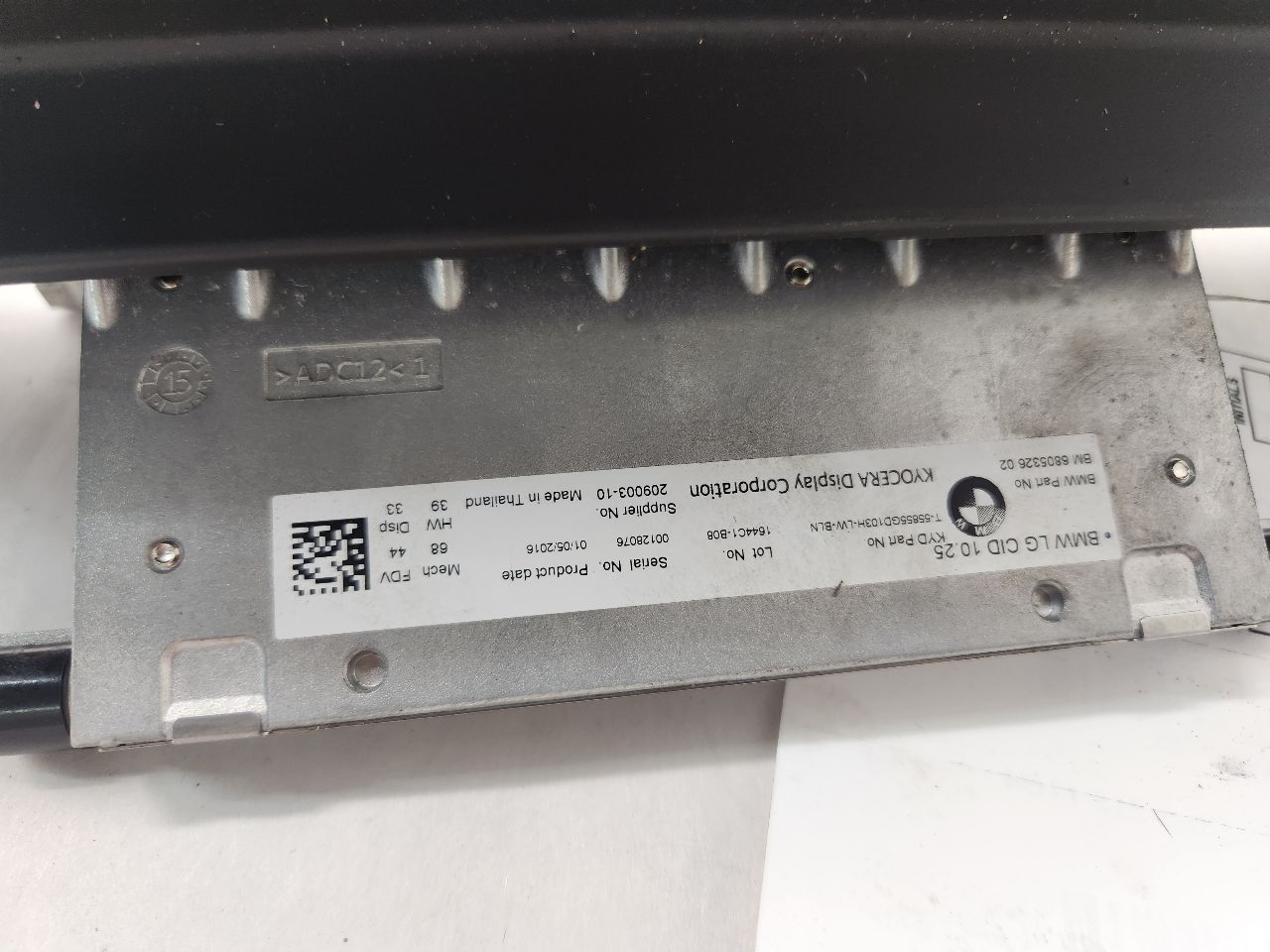 2016 BMW 750i Info-GPS-TV Screen - 490728 — photo 3