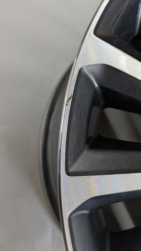 2017 KIA CADENZA WHEEL - 490760 — photo 2