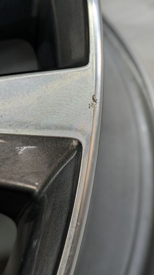 2017 KIA CADENZA WHEEL - 490760 — photo 4