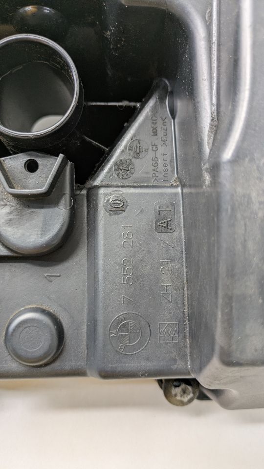 2010 BMW X5 VALVE COVER - 490773 — photo 4