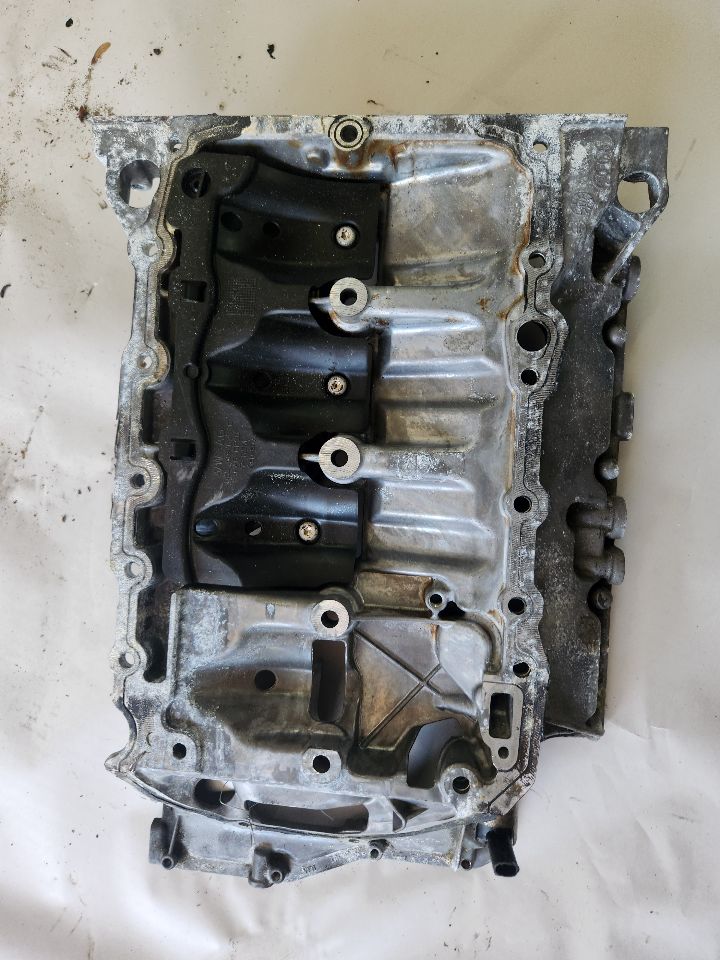2017 AUDI A4 OIL PAN - 490784