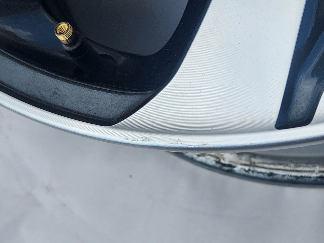 2020 SUBARU LEGACY WHEEL - 490959 — photo 5