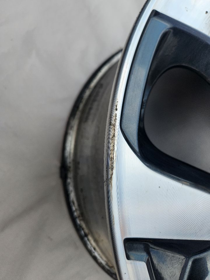 2020 SUBARU LEGACY WHEEL - 490960 — photo 4