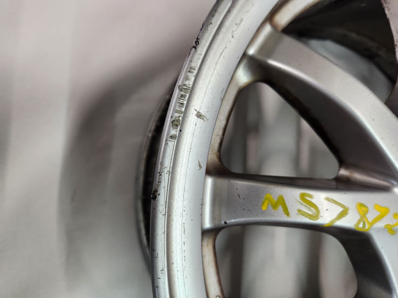 2014 TOYOTA PRIUS WHEEL - 490981 — photo 6