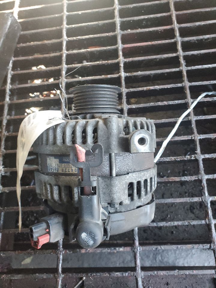 2009 JEEP WRANGLER ALTERNATOR - 491046 — photo 1